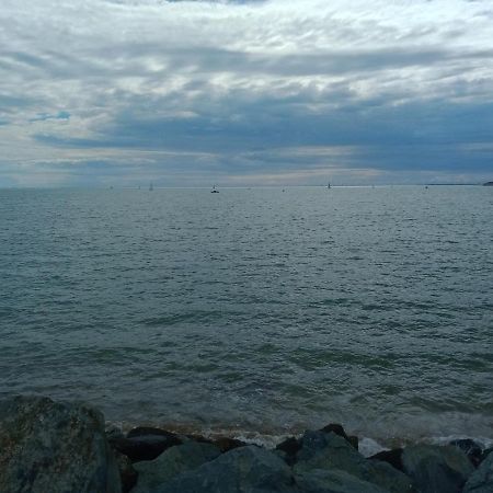 Sejour Insolite - Voilier A Quai A La Rochelle Ла-Рошель Екстер'єр фото